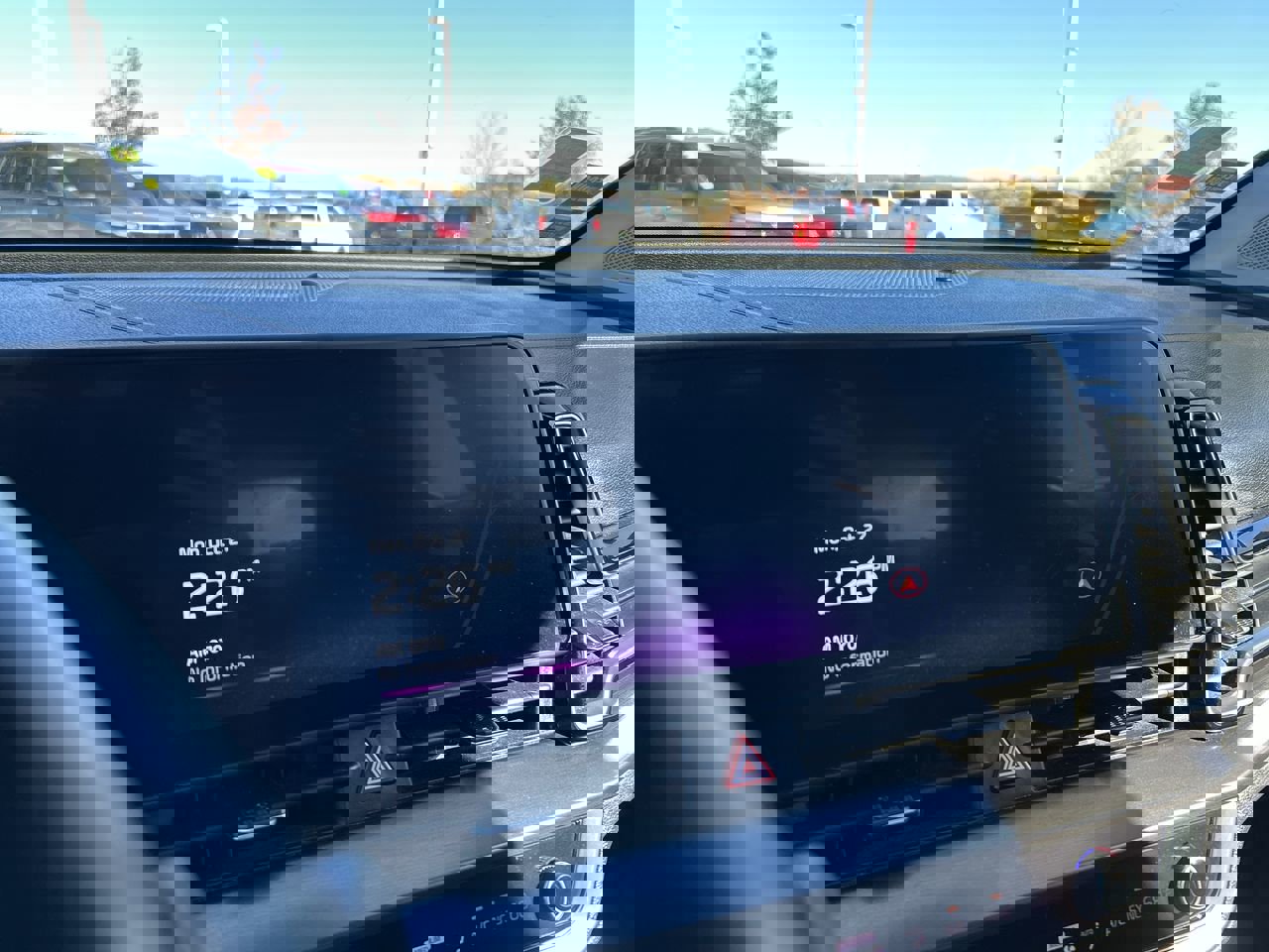 Used 2023 Kia Sportage EX image 27