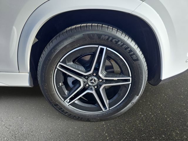 Used 2025 Mercedes-Benz GLE 450 4MATIC image 36