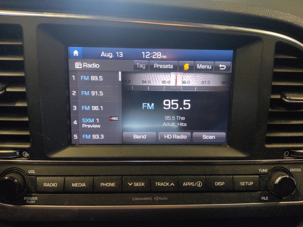 Used 2018 Hyundai Elantra SEL FWD image 25