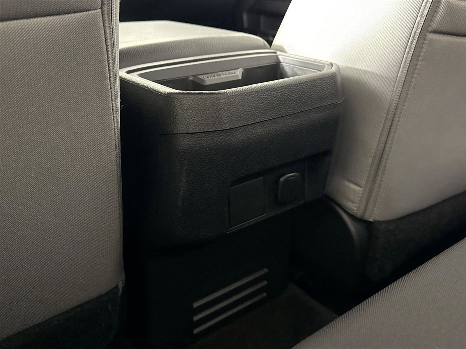 Certified 2025 Toyota Tacoma TRD Off-Road image 31