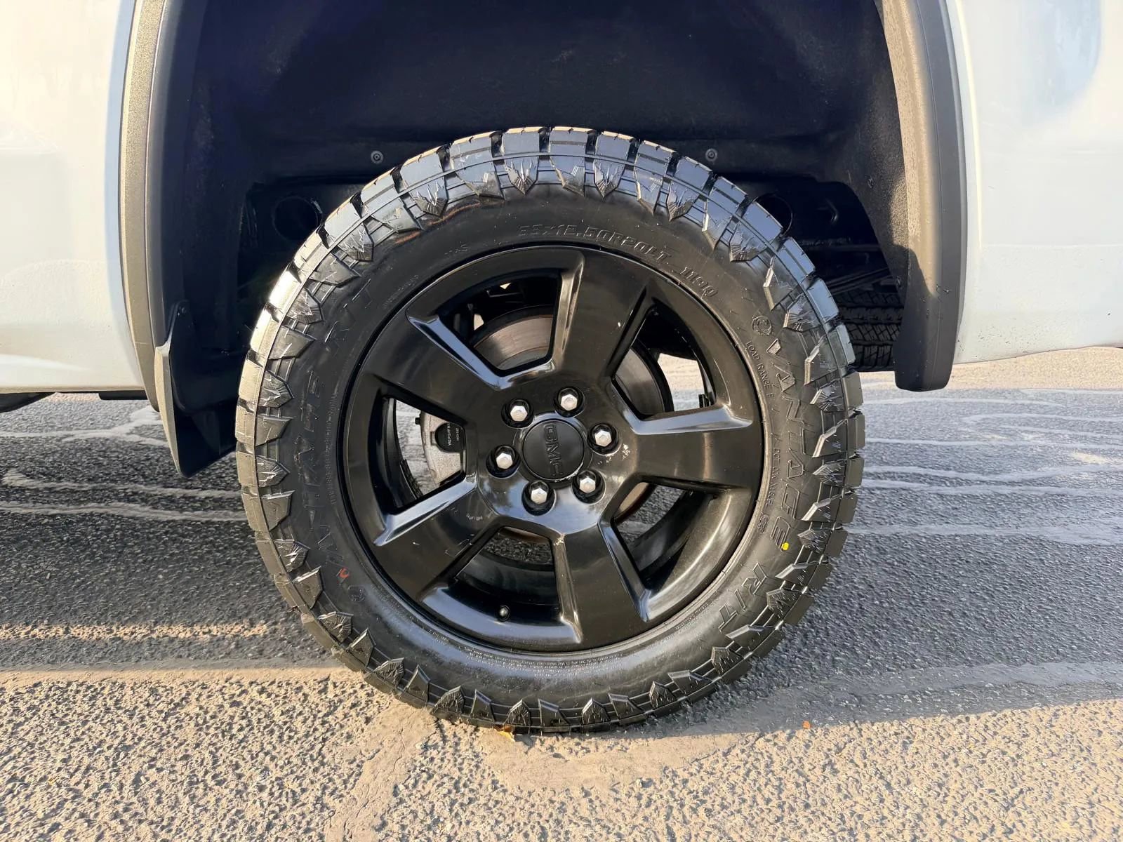 Used 2017 GMC Sierra 1500 SLE w/ SLE Value Package RWD image 13