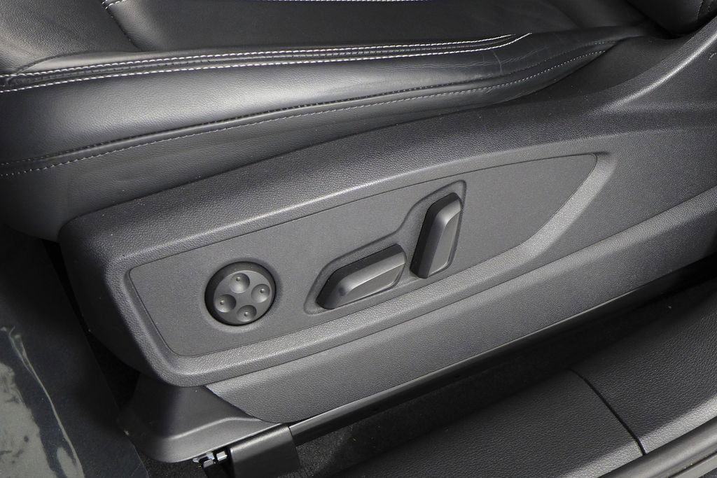 Used 2023 Audi Q5 2.0T Premium w/ Convenience Package AWD/4WD image 23