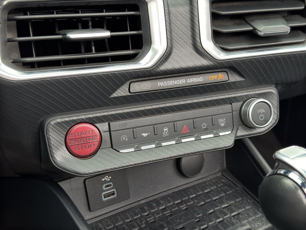 Used 2024 Ford Mustang Premium image 17