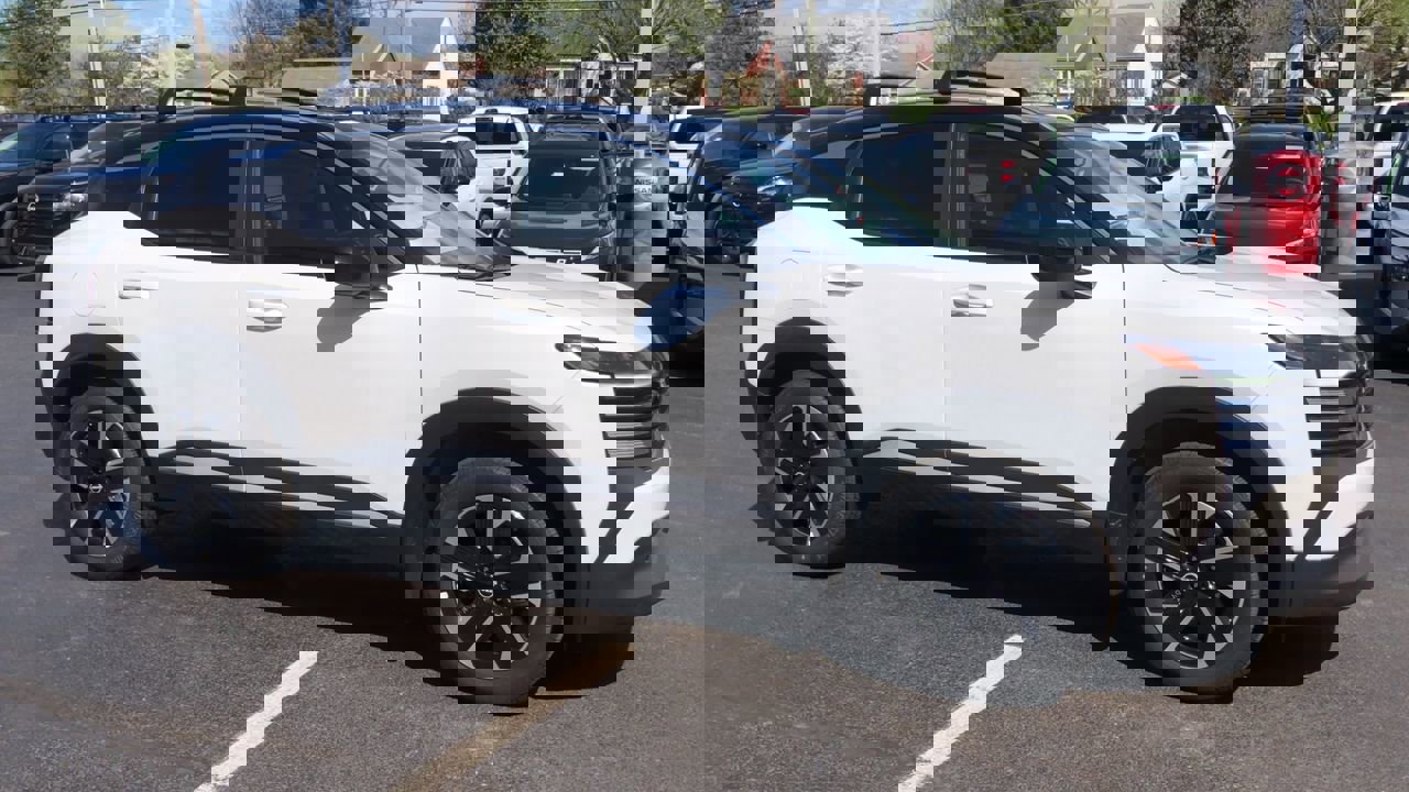 New 2026 Nissan Kicks SV w/ SV Premium Package image 8