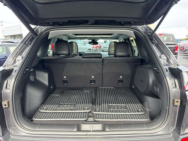 Certified 2022 Jeep Cherokee Trailhawk w/ Sun, Sound & Nav Group image 15