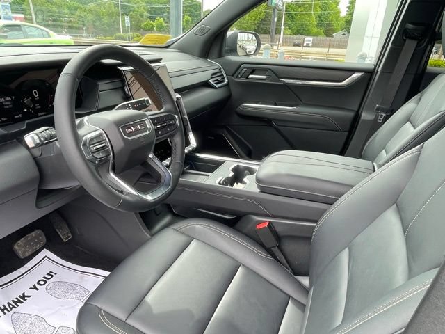 Used 2024 GMC Acadia Elevation w/ Luxury Package AWD/4WD image 8