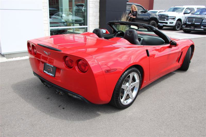 Used 2006 Chevrolet Corvette Convertible w/ Preferred Equipment Group RWD image 8