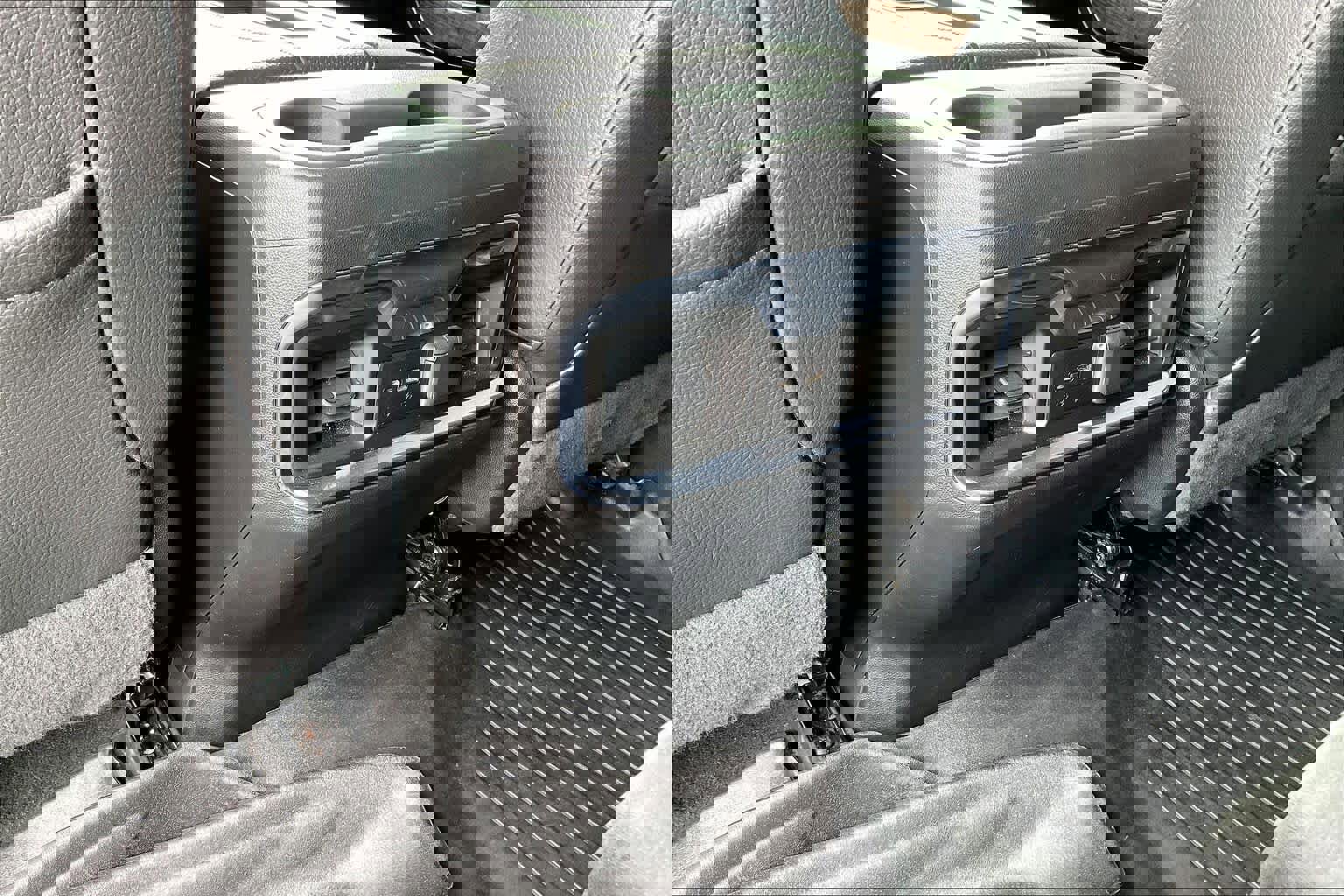 Certified 2022 GMC Sierra 3500 Denali w/ Denali Ultimate Package image 33