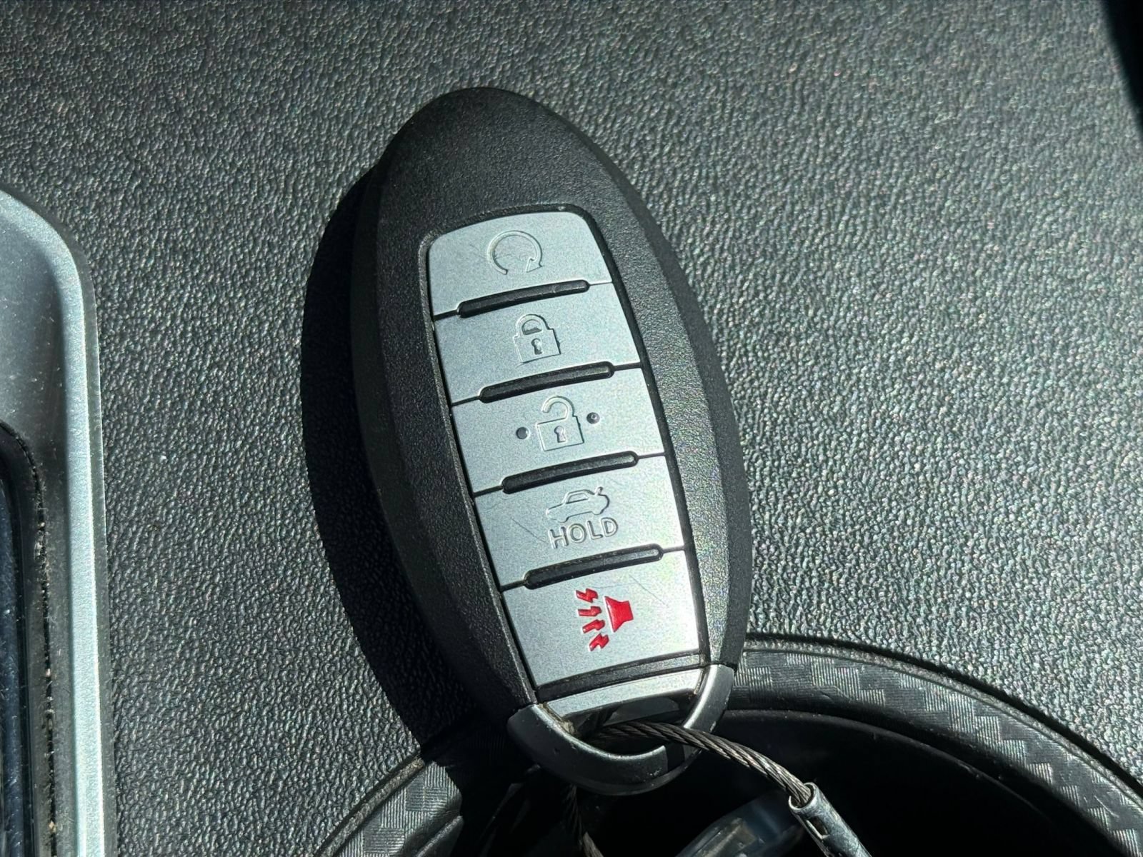 Used 2025 Nissan Altima 2.5 SV FWD image 21