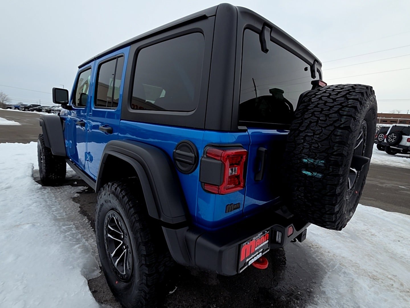 New 2026 Jeep Wrangler Unlimited Rubicon w/ Xtreme 35 Tire Package AWD/4WD image 7