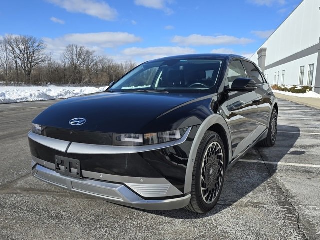 Used 2024 Hyundai Ioniq 5 Limited image 12