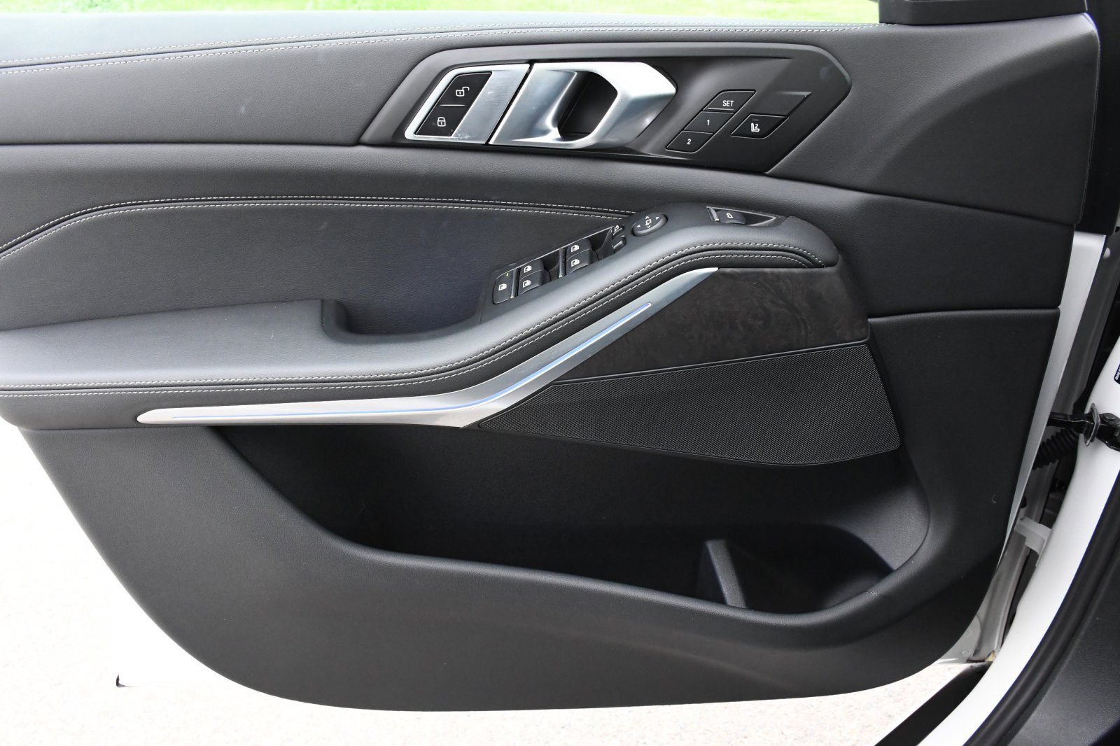 Used 2026 BMW X5 xDrive40i w/ Climate Comfort Package image 18