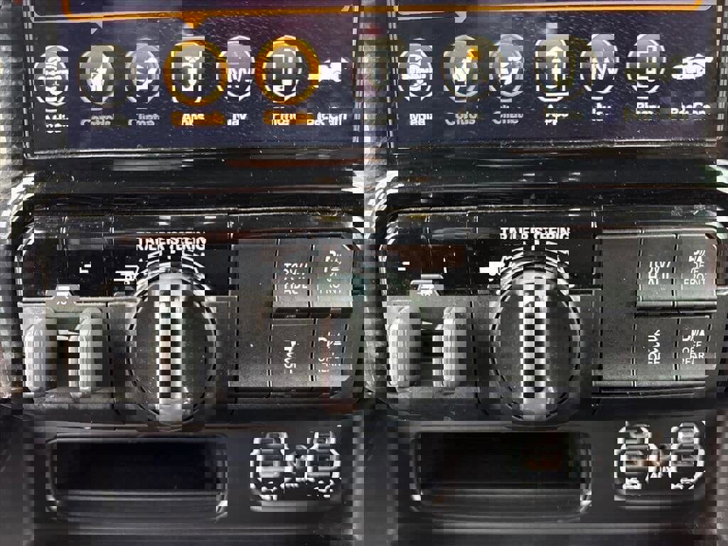 Used 2021 RAM 1500 Limited w/ Trailer Tow Group image 16