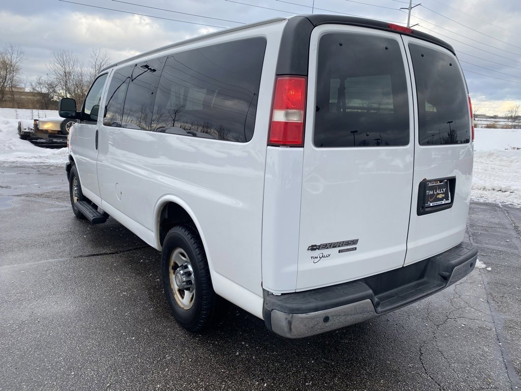 Used 2015 Chevrolet Express 2500 LT w/ LT Preferred Equipment Group image 5