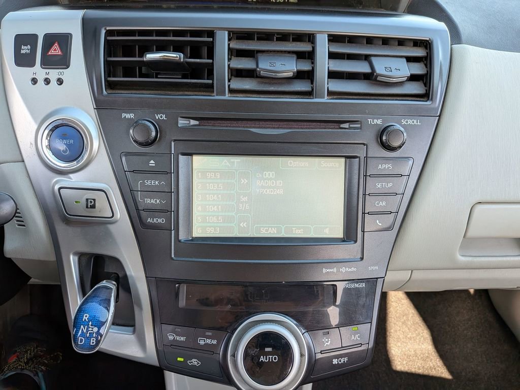 Used 2013 Toyota Prius V Five FWD image 26