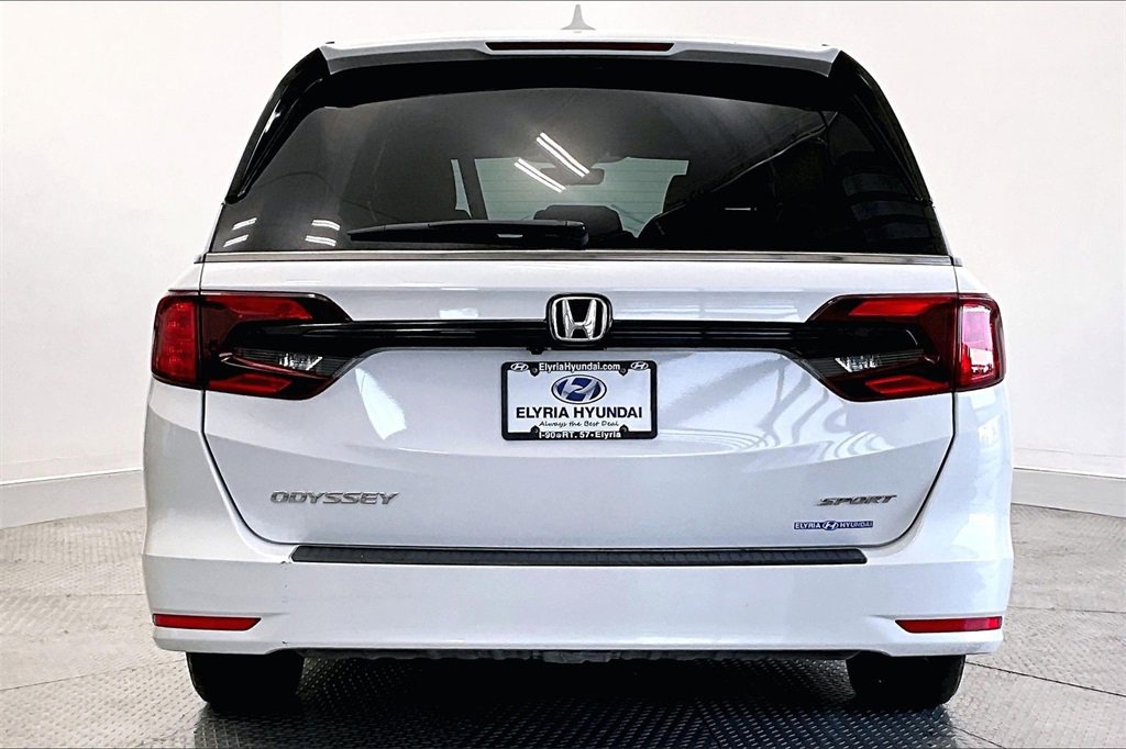 Used 2023 Honda Odyssey Sport image 4