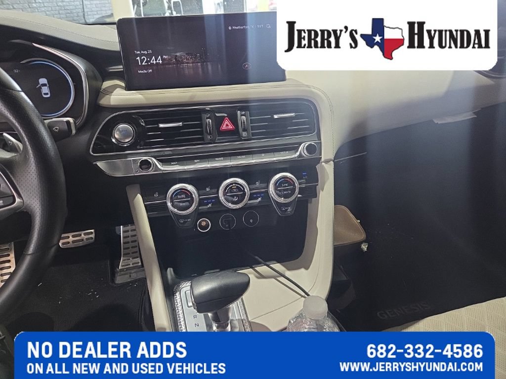 Used 2023 Genesis G70 3.3T w/ Sport Prestige Package RWD image 12
