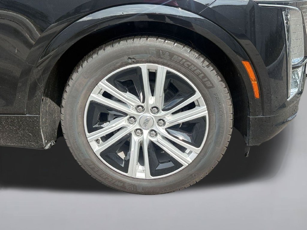 Certified 2024 Cadillac Lyriq Tech AWD/4WD image 10