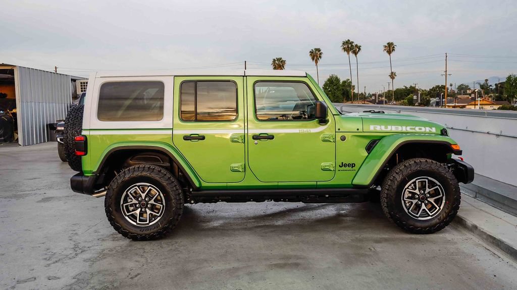 New 2026 Jeep Wrangler Unlimited Rubicon w/ Whitecap Package AWD/4WD image 13