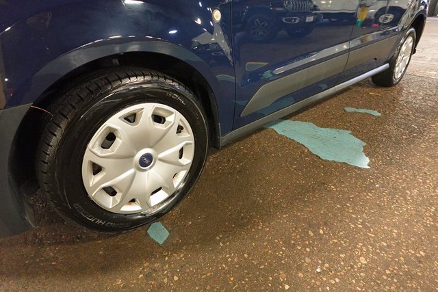 Used 2018 Ford Transit Connect XL image 30