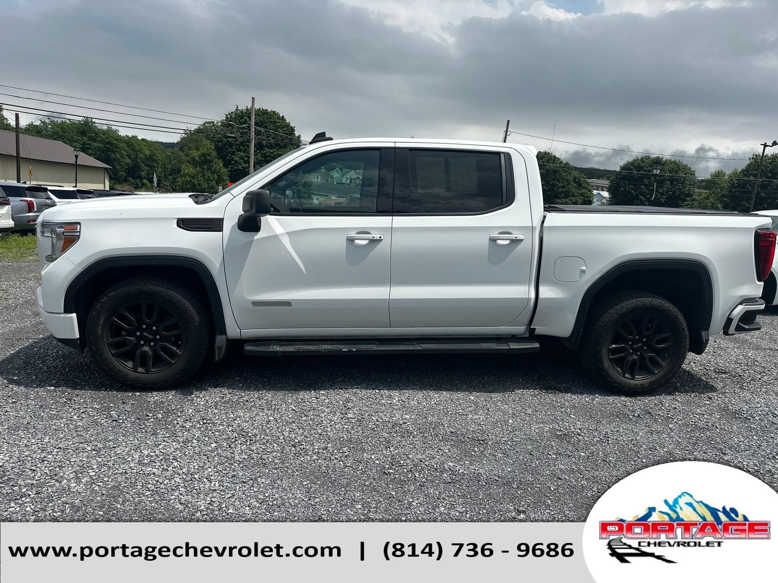 Used 2019 GMC Sierra 1500 Elevation w/ Elevation Convenience Package AWD/4WD image 2