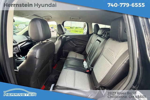 Used 2017 Ford Escape Titanium AWD/4WD image 25