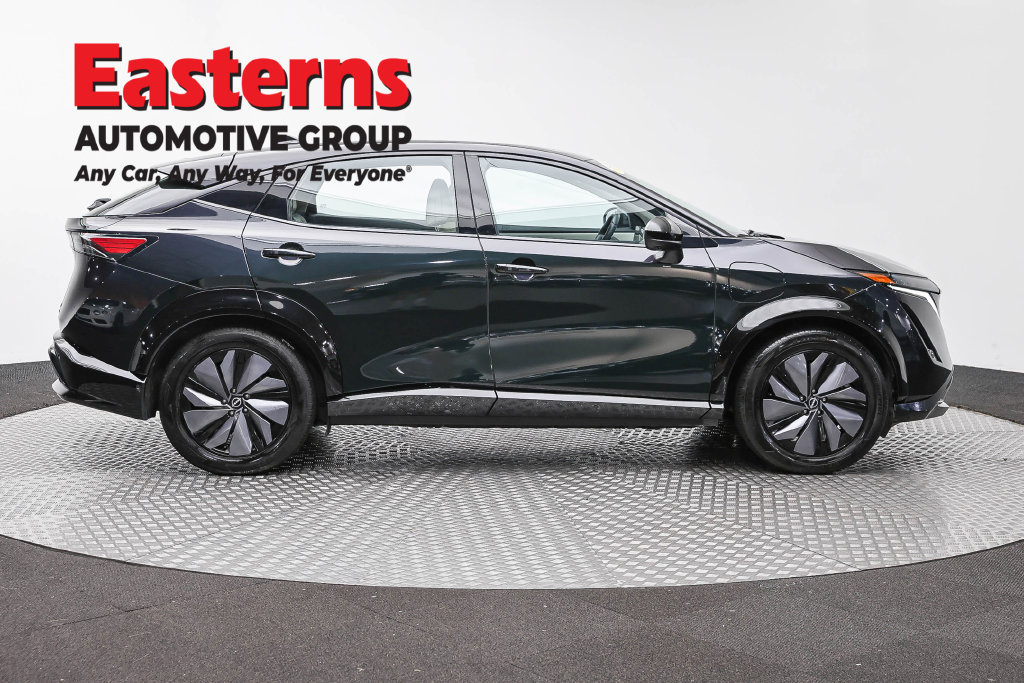 Used 2023 Nissan Ariya AWD image 4