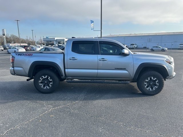 Used 2023 Toyota Tacoma TRD Off-Road image 5