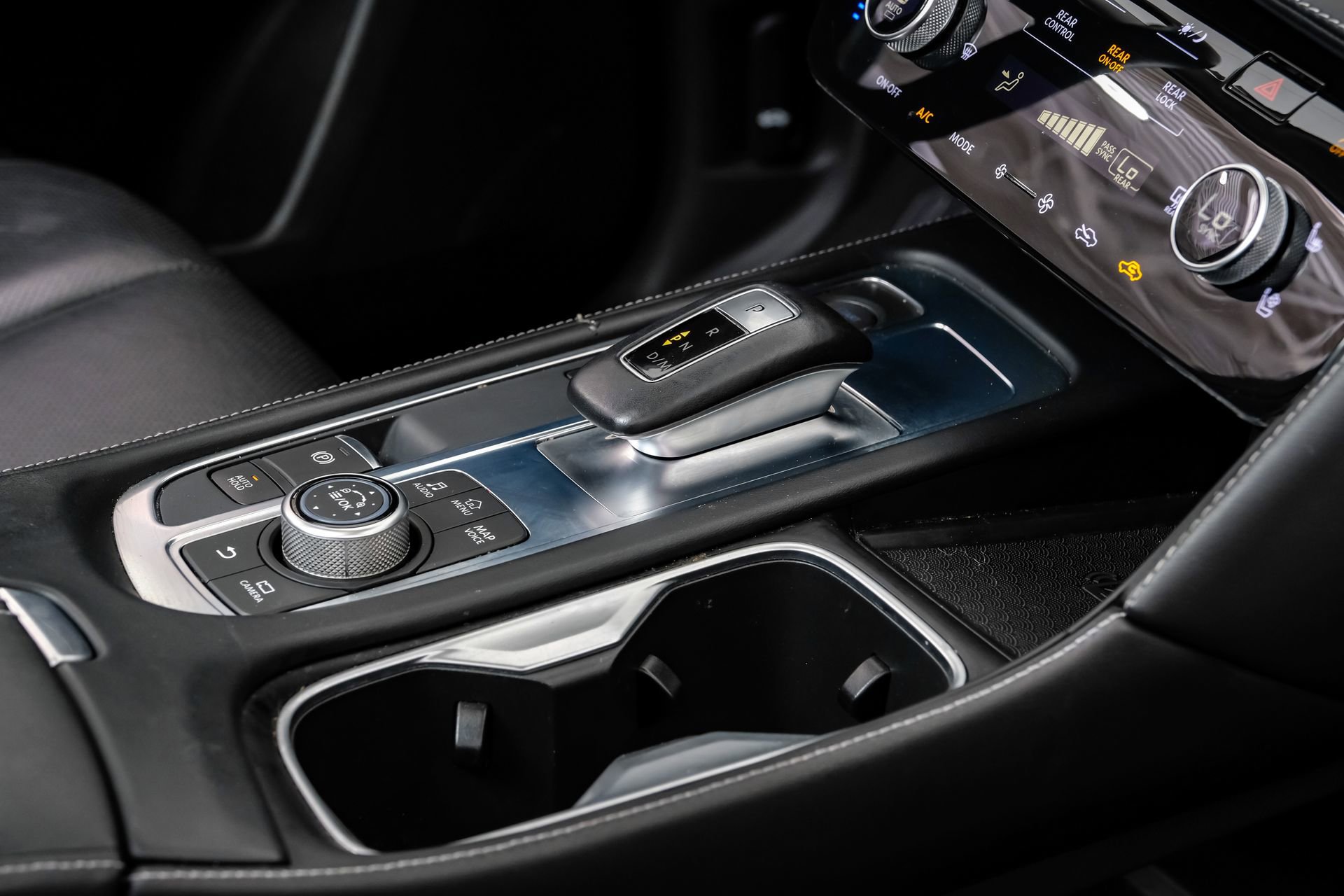 Used 2023 INFINITI QX60 Luxe w/ Vision Package image 30