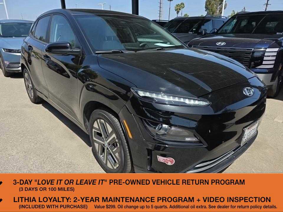 Used 2023 Hyundai Kona SE w/ Cargo Package FWD image 1