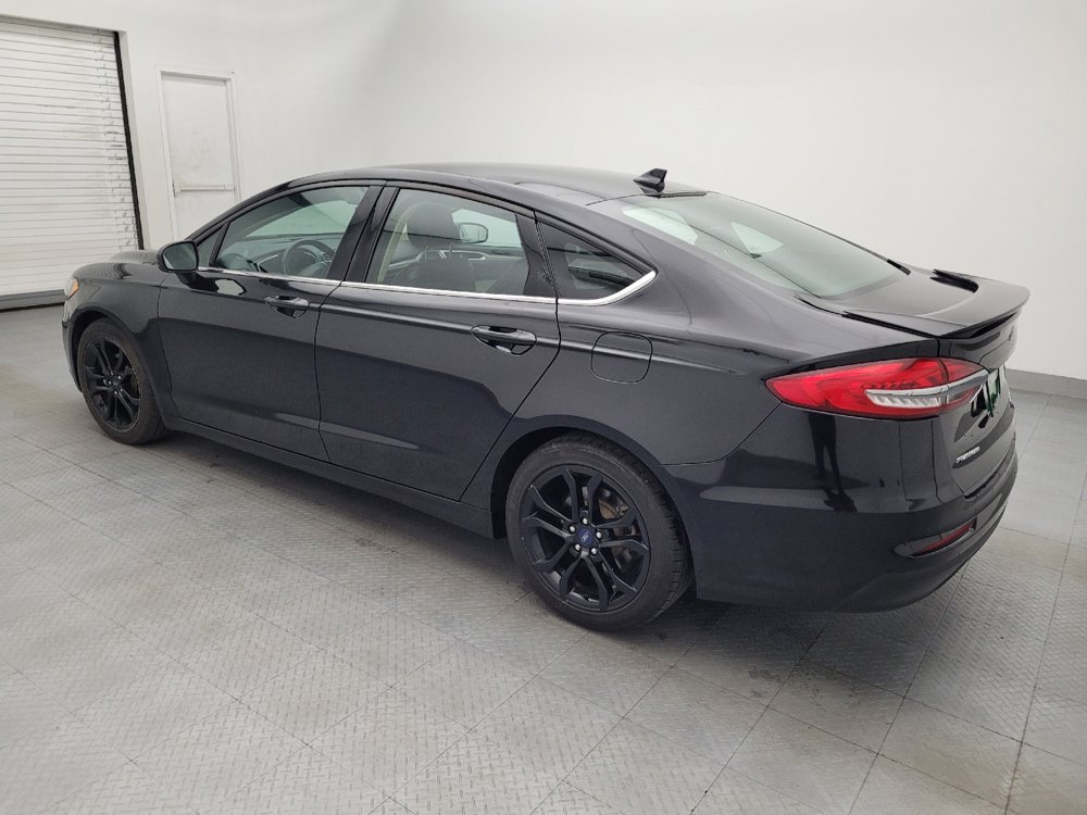 Used 2019 Ford Fusion SE w/ Equipment Group 151A FWD image 3