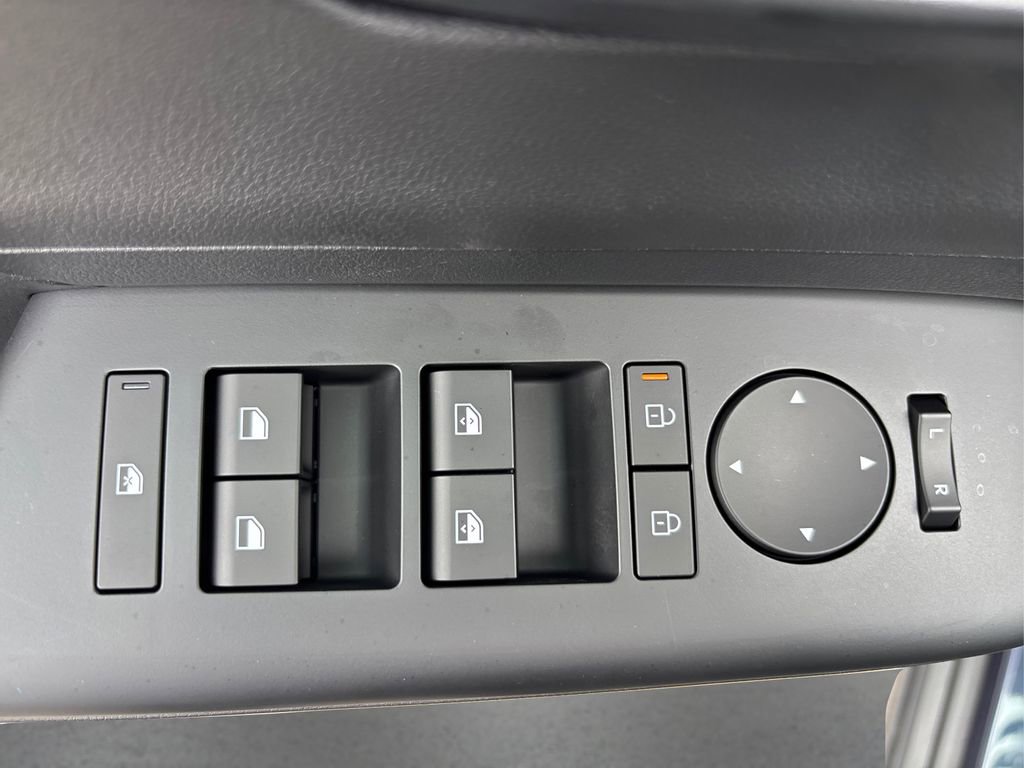 New 2026 Hyundai Kona SEL Sport AWD/4WD image 32