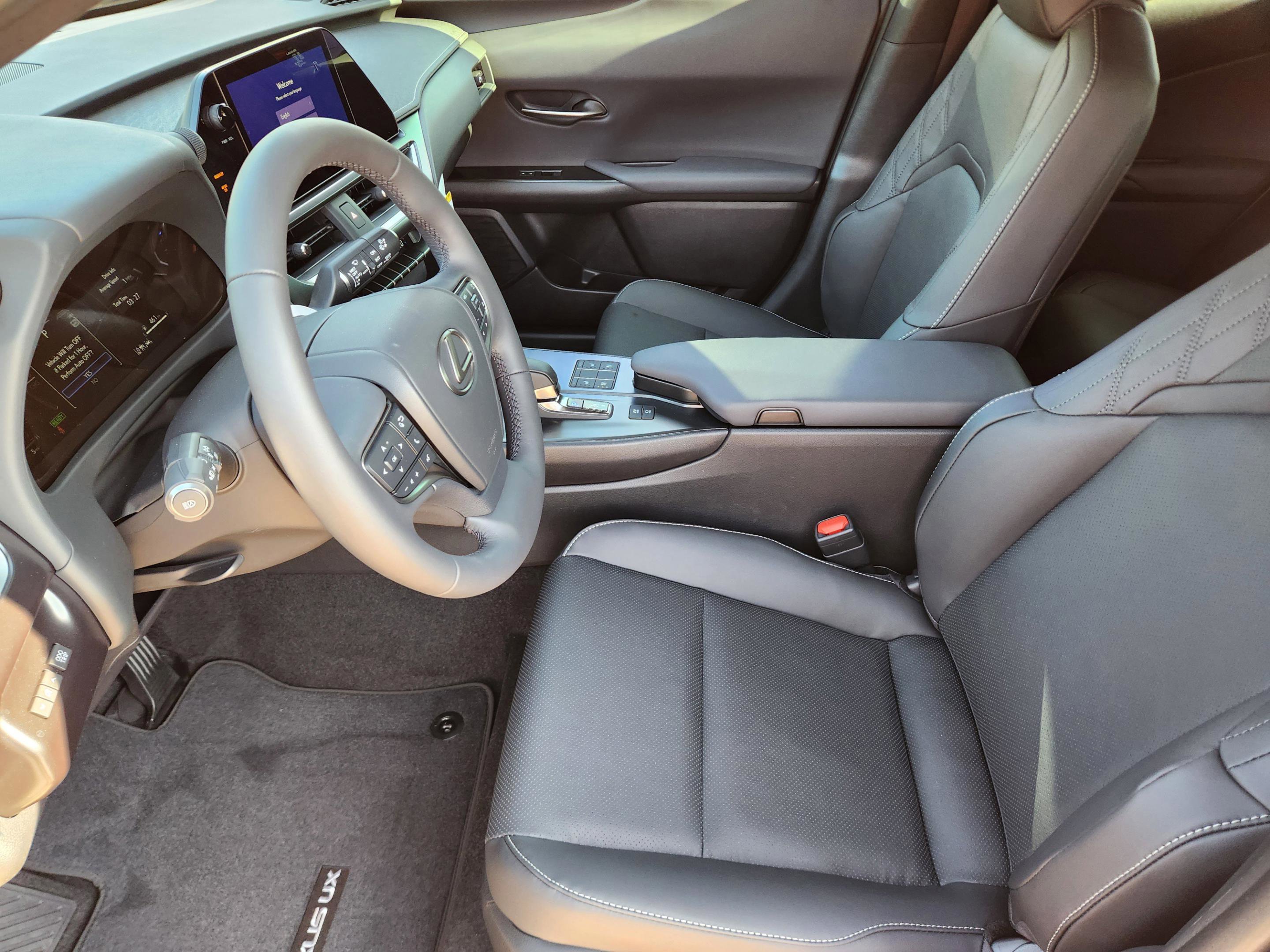 New 2026 Lexus UX 300h FWD image 5