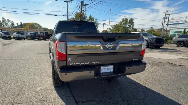 Used 2016 Nissan Titan Platinum Reserve AWD/4WD image 7