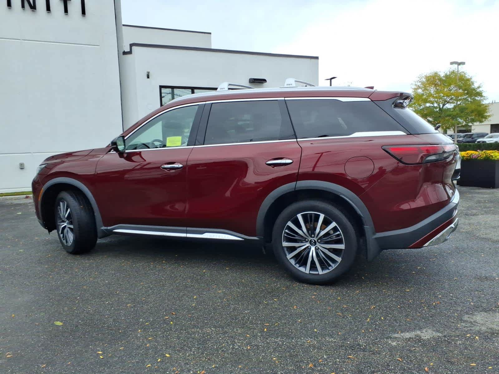 Certified 2022 INFINITI QX60 Sensory w/ Cargo Package AWD/4WD image 8