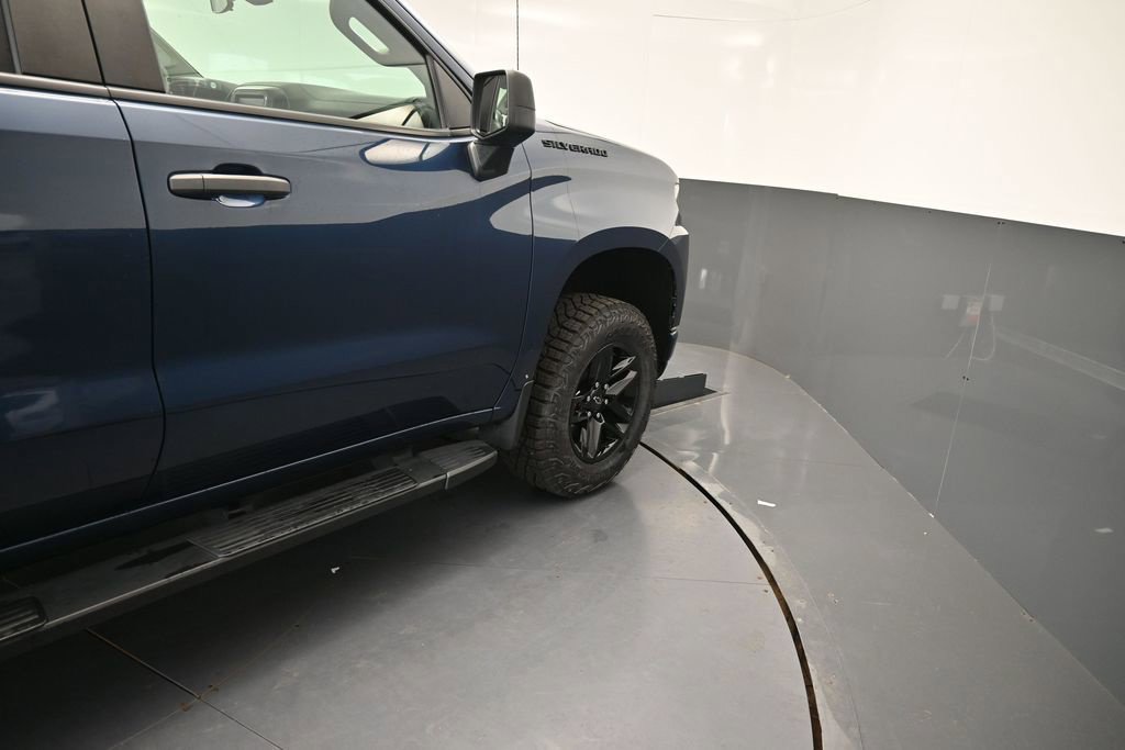 Used 2022 Chevrolet Silverado 1500 Custom w/ LPO, Dark Essentials Package AWD/4WD image 23