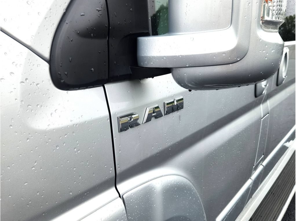 Used 2017 RAM ProMaster 1500 w/ Premium Appearance Group FWD image 14