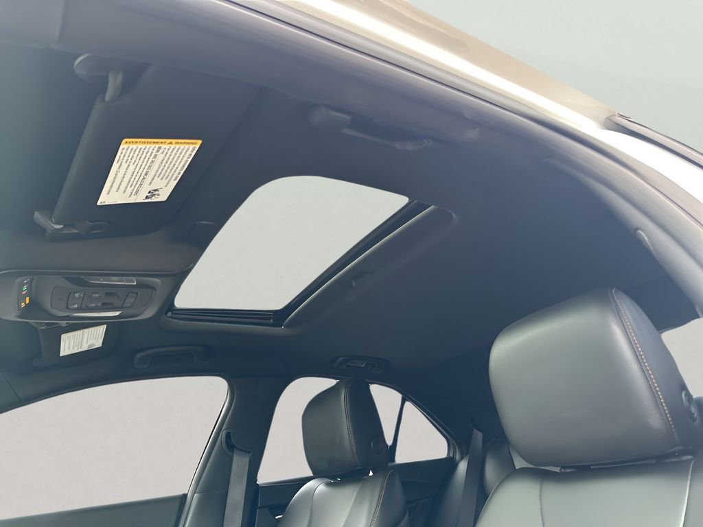 Used 2022 Cadillac CT4 Sport image 28