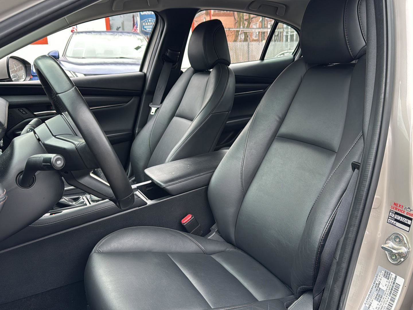 Used 2024 MAZDA MAZDA3 s image 14