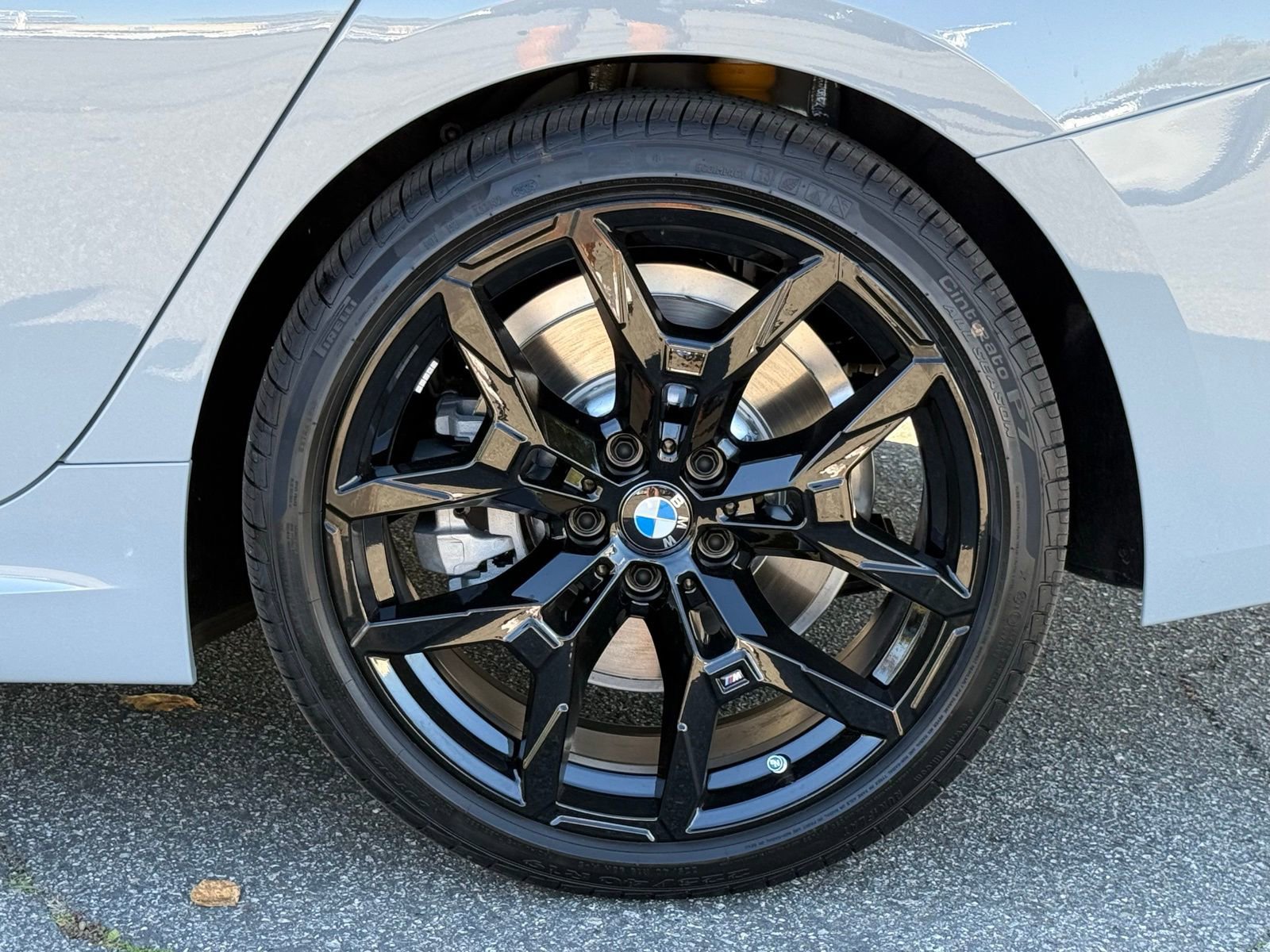 New 2026 BMW 330i Sedan image 16