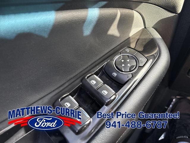 Used 2015 Ford Edge SEL w/ Equipment Group 201A FWD image 24