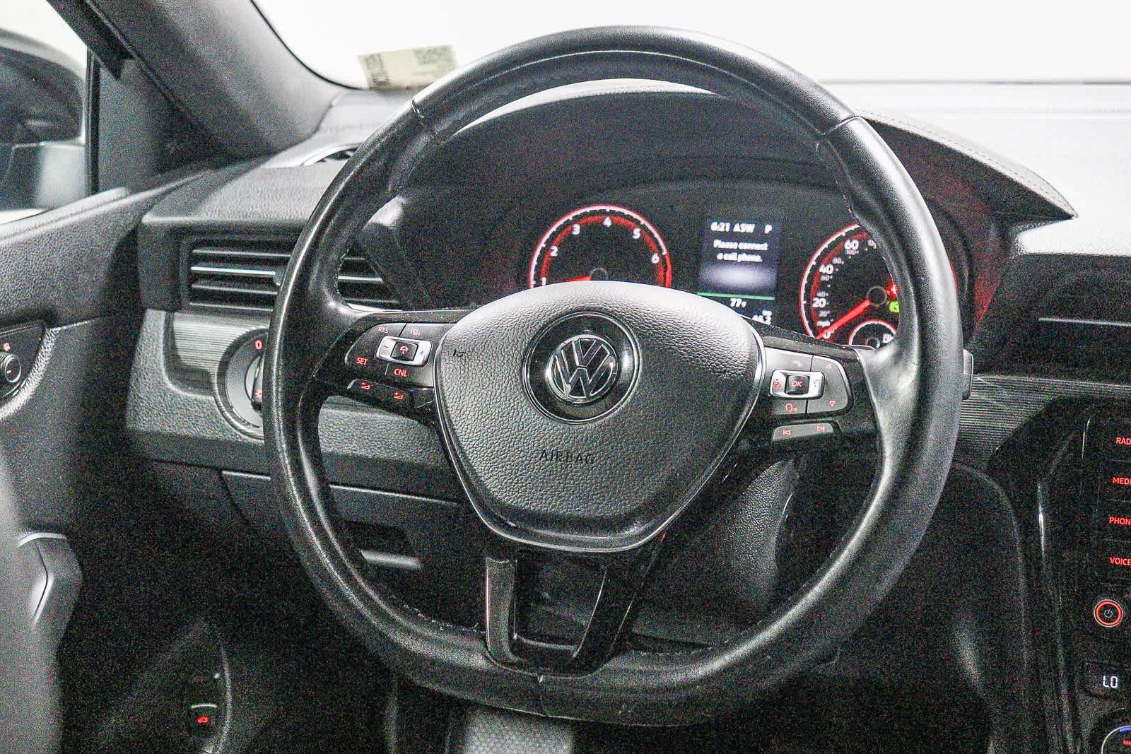 Used 2022 Volkswagen Passat 2.0T R-Line FWD image 17