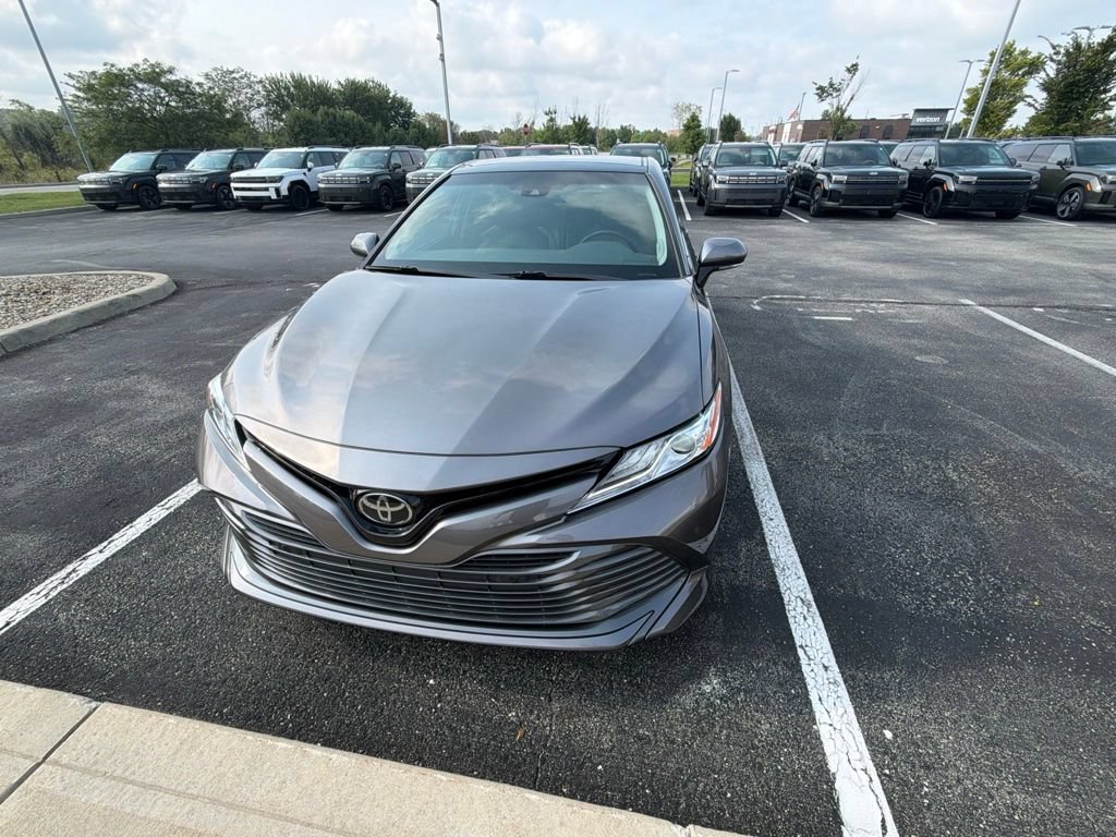 Used 2018 Toyota Camry XLE w/ Audio Package FWD image 2