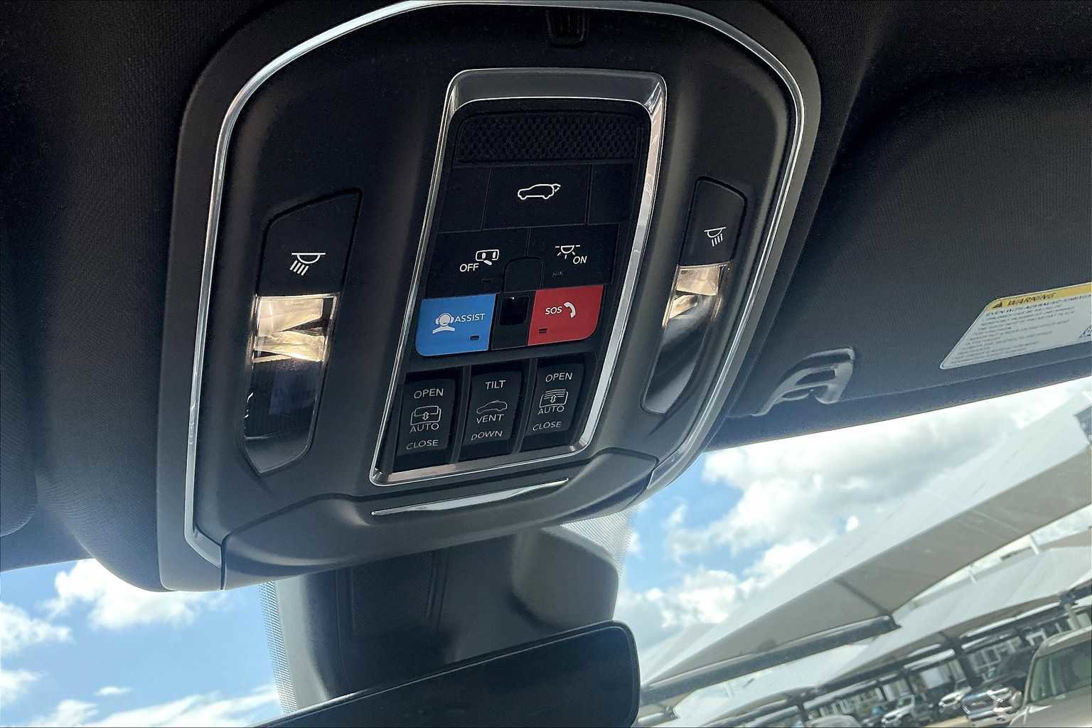 New 2025 Jeep Wagoneer L Series II w/ Convenience Group I image 17