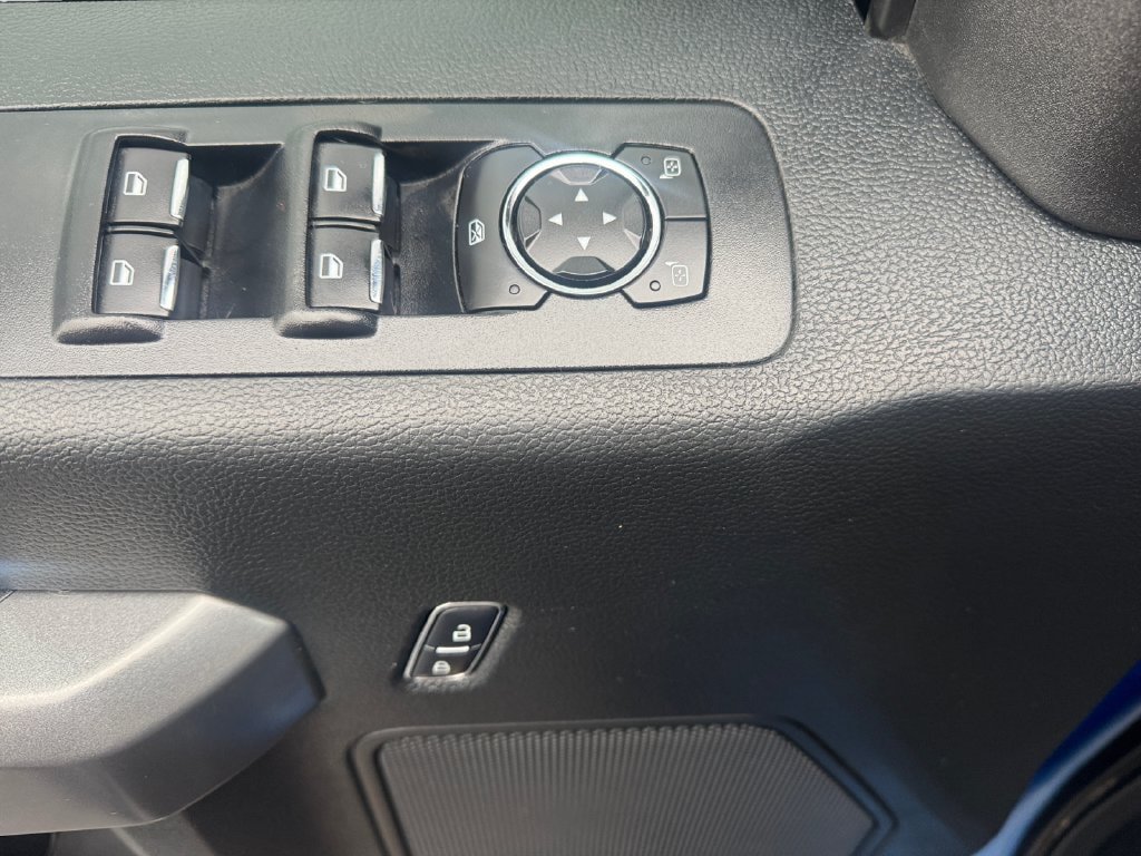 Used 2015 Ford F150 XLT w/ Equipment Group 302A Luxury AWD/4WD image 15
