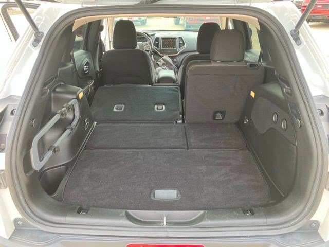Certified 2017 Jeep Cherokee Latitude w/ Comfort & Sound Group FWD image 24