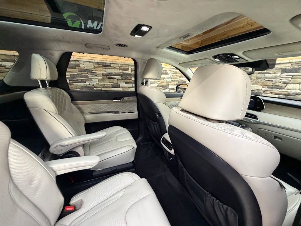 Used 2021 Hyundai Palisade Calligraphy image 30
