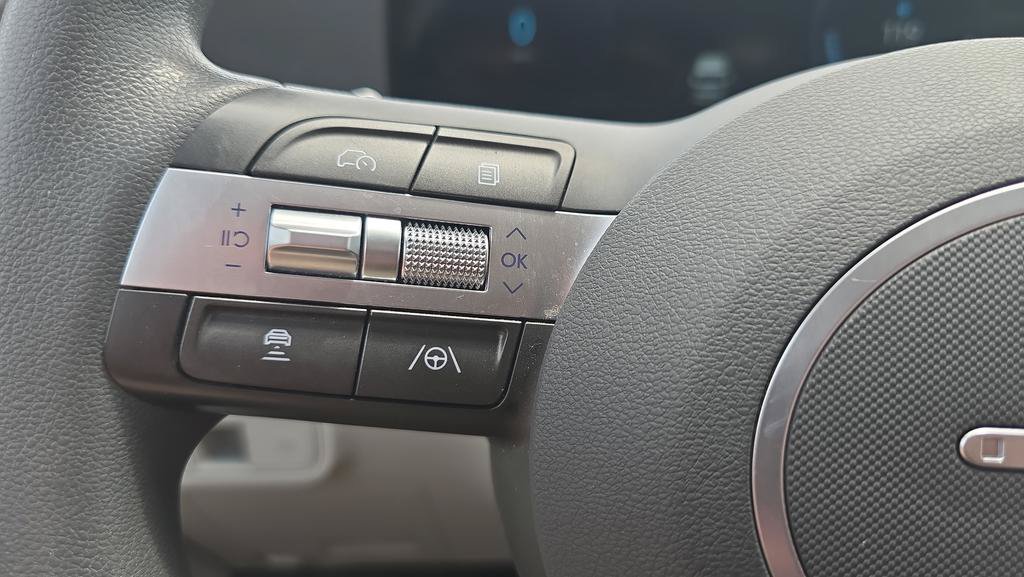 Certified 2024 Hyundai Kona SE FWD image 24