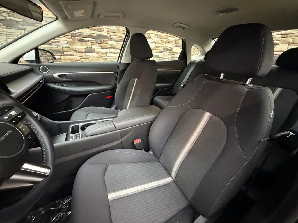 Certified 2025 Hyundai Sonata SEL image 12