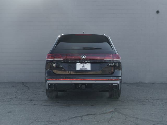 New 2026 Volkswagen Atlas Peak Edition image 5
